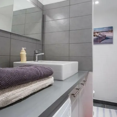 Διαμέρισμα Cozy / Quartier St Pierre