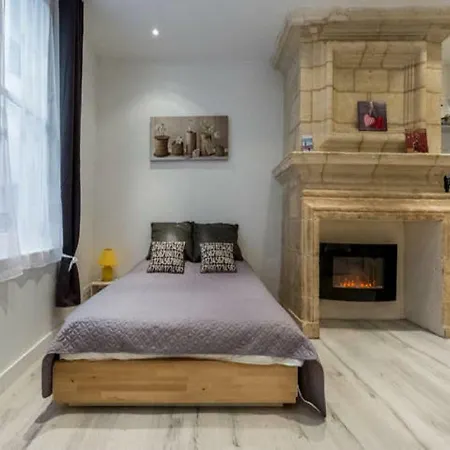 Cozy / Quartier St Pierre Bordeaux