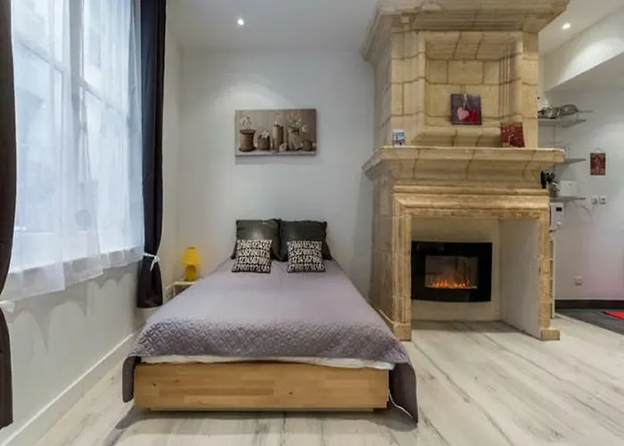 Cozy / Quartier St Pierre Bordeaux